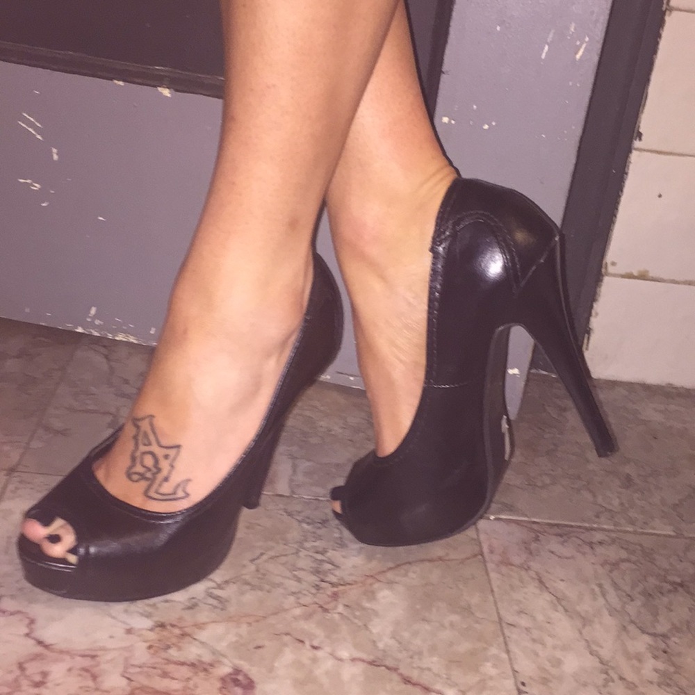 Peep toe heels